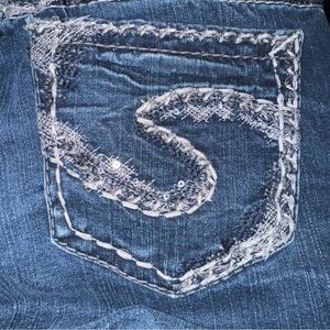 Silvers Women’s 28 Blue Suki Fluid Boot Cut Faded  Lowrise  Denim